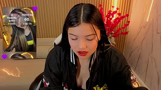 Snapshot of venus_velvet_tp chatting on April 1, 2026, 1:41 pm venus velvet tp online show from April 1, 2026, 1:41 pm