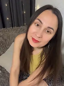 NikaGold7725 online show from November 13, 2025, 5:34 pm