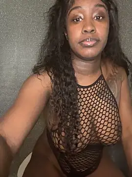 ToyaThick online show from November 24, 2025, 6:24 am