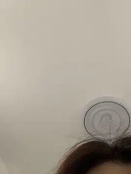 hoho-is online show from April 16, 2026, 2:18 pm