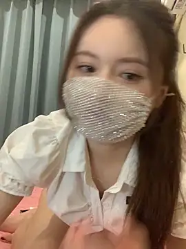 Snapshot of hoho-is chatting on May 27, 2026, 11:18 am hoho-is online show from May 27, 2026, 11:18 am