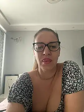 Milana8263 online show from March 8, 2026, 8:07 am