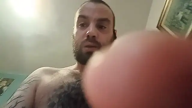 Snapshot of Alessiooo908 chatting on July 1, 2026, 2:07 pm Alessiooo908 online show from July 1, 2026, 2:07 pm
