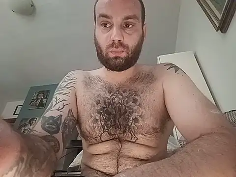Snapshot of Alessiooo908 chatting on August 1, 2026, 1:32 pm Alessiooo908 online show from August 1, 2026, 1:32 pm