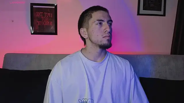 AresMassimoX online show from January 8, 2026, 3:25 pm