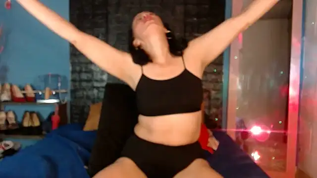 Snapshot of Jhanne_Cherry_ chatting on July 10, 2026, 3:22 am Jhanne Cherry online show from July 10, 2026, 3:22 am