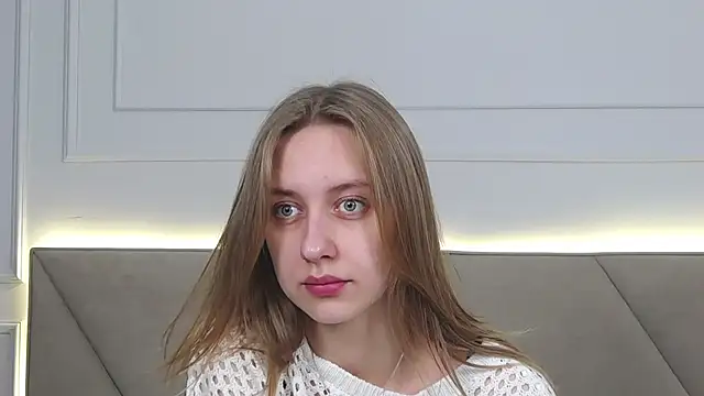 RachaelCute online show from November 14, 2025, 4:22 am