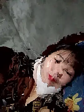 Snapshot of vangkt-cute chatting on January 19, 2026, 5:11 am vangkt-cute online show from January 19, 2026, 5:11 am