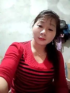 Snapshot of vangkt-cute chatting on March 6, 2026, 8:05 pm vangkt-cute online show from March 6, 2026, 8:05 pm