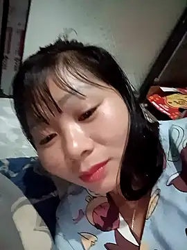 Snapshot of vangkt-cute chatting on March 20, 2026, 11:42 pm vangkt-cute online show from March 20, 2026, 11:42 pm