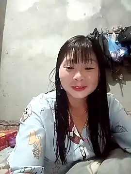 Snapshot of vangkt-cute chatting on March 21, 2026, 12:21 pm vangkt-cute online show from March 21, 2026, 12:21 pm