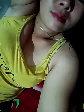 Snapshot of vangkt-cute chatting on March 31, 2026, 12:49 pm vangkt-cute online show from March 31, 2026, 12:49 pm