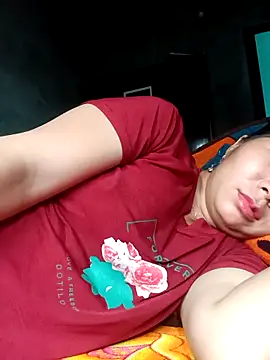 Snapshot of vangkt-cute chatting on April 10, 2026, 2:17 am vangkt-cute online show from April 10, 2026, 2:17 am