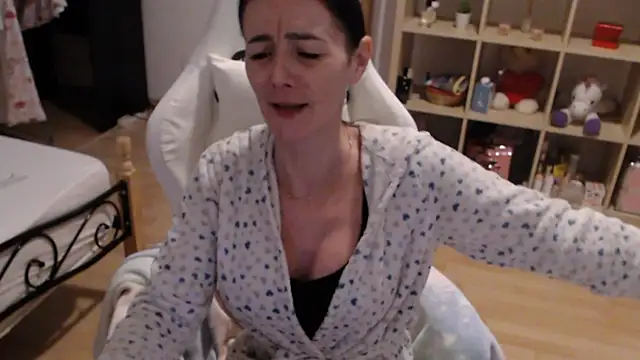 MissyDior8 online show from January 11, 2026, 9:14 am