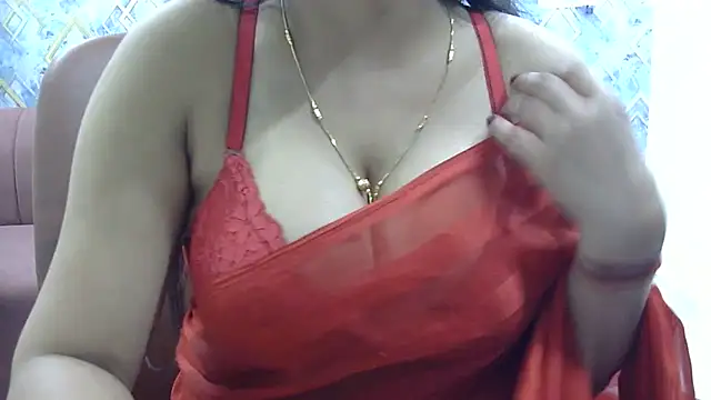 Snapshot of Zoya-sexy chatting on May 29, 2026, 6:33 am Zoya-sexy online show from May 29, 2026, 6:33 am