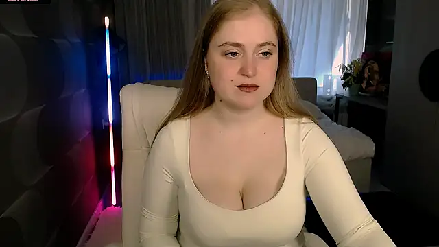 Kate Moan online show from March 29, 2026, 5:29 am