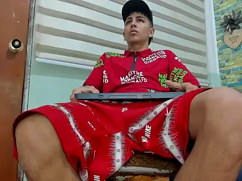 naughty boy Maicoll online show from November 13, 2025, 11:20 am