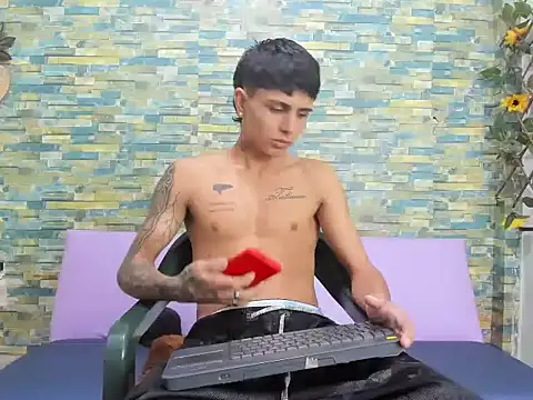 naughty boy Maicoll online show from November 17, 2025, 12:00 pm