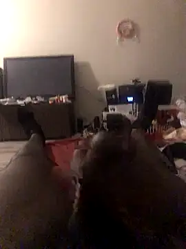 esmooth19932 online show from November 10, 2025, 1:32 pm