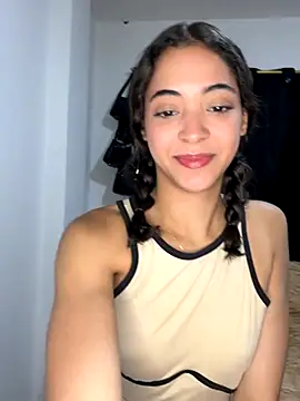 starsweet    online show from November 14, 2025, 1:10 pm