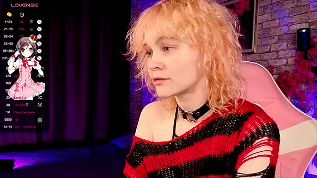 Awawrin online show from December 5, 2025, 8:49 pm