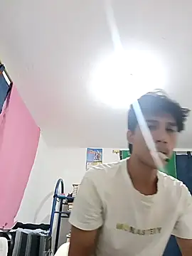 lulu sexyboy online show from December 17, 2025, 4:07 am