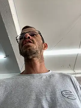 Snapshot of Lucasjandre chatting on November 27, 2025, 11:45 am Lucasjandre online show from November 27, 2025, 11:45 am