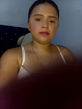 Snapshot of Luisa_Siti chatting on November 21, 2025, 12:32 am Luisa Siti online show from November 21, 2025, 12:32 am