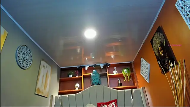 Velvet Dreamss online show from December 22, 2025, 11:07 am