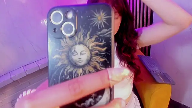 Snapshot of Velvet_Dreamss chatting on March 2, 2026, 12:23 pm Velvet Dreamss online show from March 2, 2026, 12:23 pm