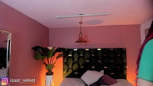 Snapshot of Velvet_Dreamss chatting on April 21, 2026, 11:38 am Velvet Dreamss online show from April 21, 2026, 11:38 am