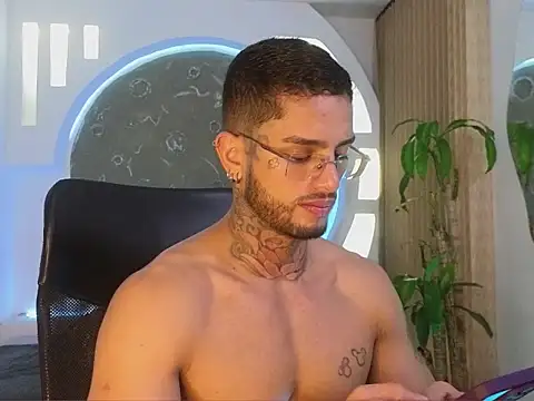 Snapshot of Alanrodgers chatting on February 13, 2026, 12:56 pm Alanrodgers online show from February 13, 2026, 12:56 pm