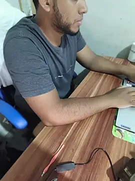 josecamsex27 online show from July 28, 2026, 4:39 pm