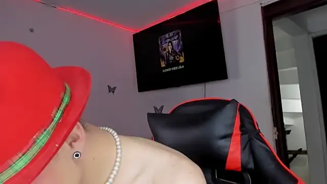 divine philp77 online show from November 15, 2025, 1:03 am