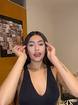 lauren clauz online show from February 5, 2026, 11:31 pm