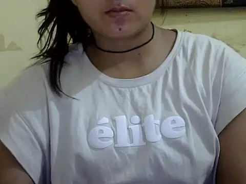 Anika Singh online show from April 25, 2026, 2:58 pm