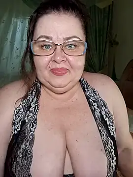Snapshot of Natali-Gucci chatting on August 9, 2026, 2:44 pm Natali-Gucci online show from August 9, 2026, 2:44 pm