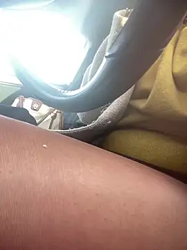 Deessenympho online show from December 16, 2025, 11:26 am