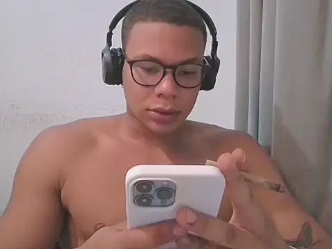 Putorj1 online show from November 12, 2025, 11:58 pm