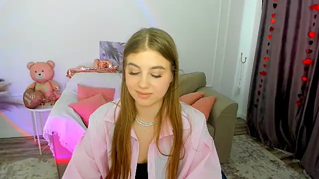 GoldenMirage online show from February 27, 2026, 1:11 pm