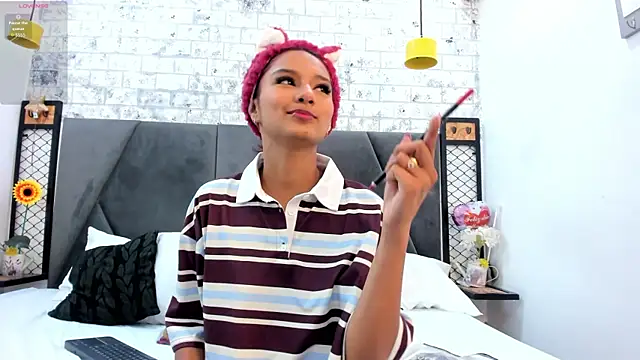 Maray Lous online show from December 5, 2025, 8:16 pm