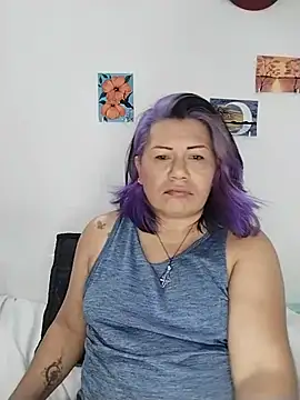 Snapshot of angi_daw chatting on July 18, 2026, 4:27 am angi daw online show from July 18, 2026, 4:27 am