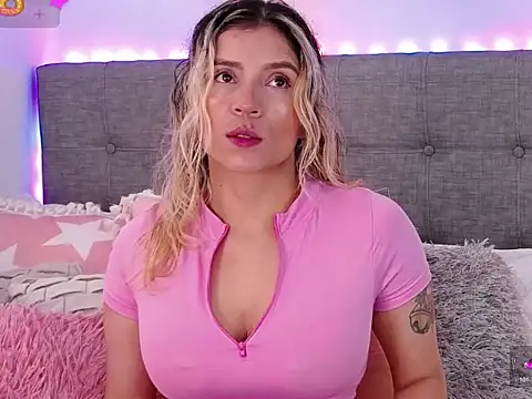 Antonella Lee online show from February 7, 2026, 6:22 pm