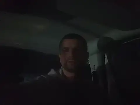 TwardyKierowca online show from November 21, 2025, 9:02 pm