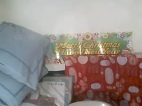 Snapshot of loriepinay46 chatting on December 3, 2025, 12:14 pm loriepinay46 online show from December 3, 2025, 12:14 pm