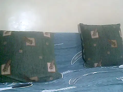 loriepinay46 online show from March 29, 2026, 8:31 pm