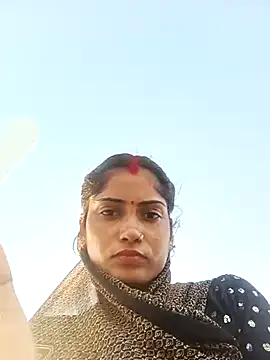 Pushpa hotty online show from December 17, 2025, 11:16 am