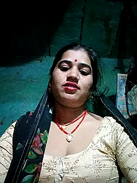 Snapshot of Hot_kamla chatting on March 8, 2026, 8:34 pm Hot kamla online show from March 8, 2026, 8:34 pm