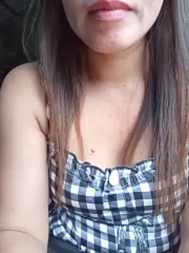 Snapshot of Lyly_sexyy chatting on June 12, 2026, 10:47 am Lyly sexyy online show from June 12, 2026, 10:47 am