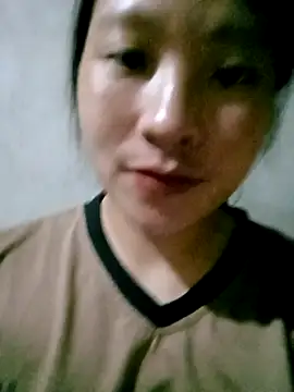 Snapshot of Micky_baby chatting on April 23, 2026, 1:24 pm Micky baby online show from April 23, 2026, 1:24 pm